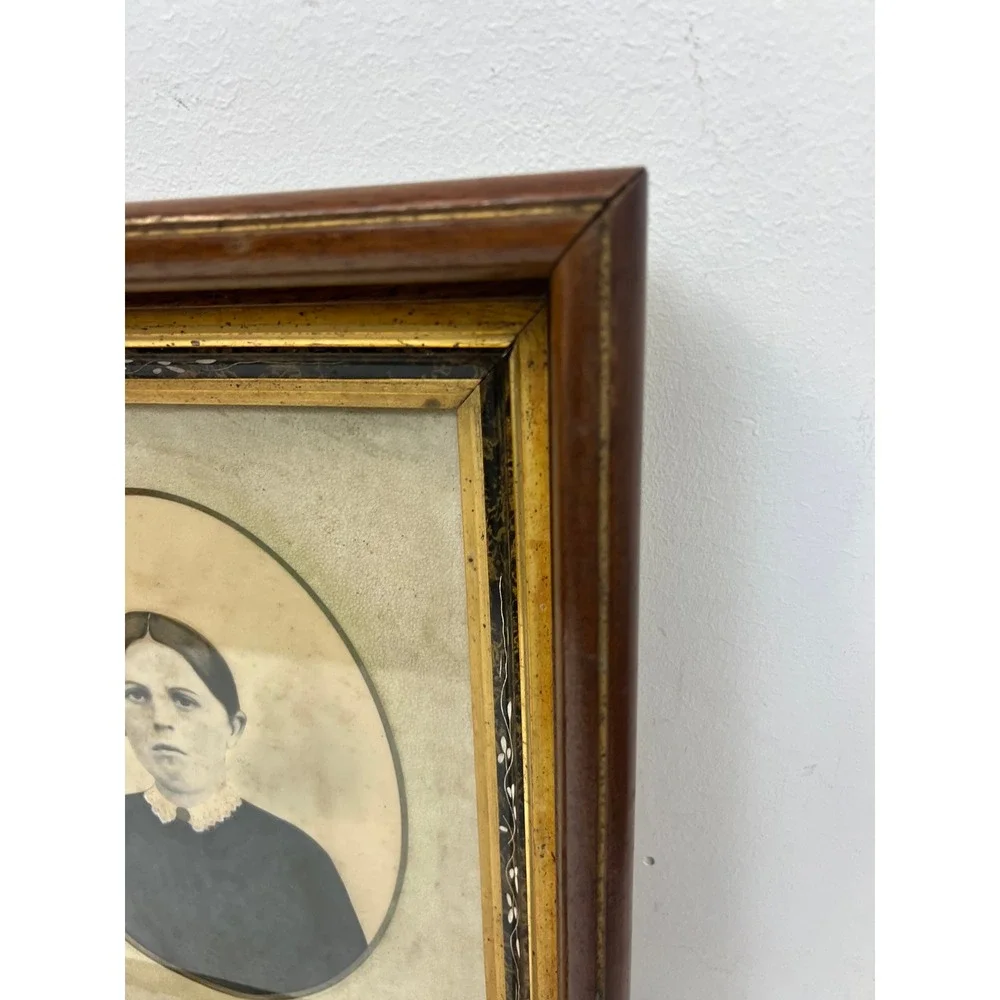 Victorian Carved Wood Deep Picture Frame Gilt Inlay w Victorian Photo FITS 10x12